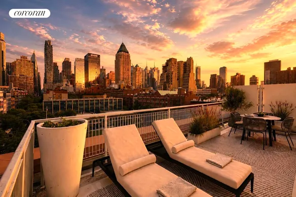 $4,350,000 | 500 West 53rd Street, Unit 6A | Hell's Kitchen