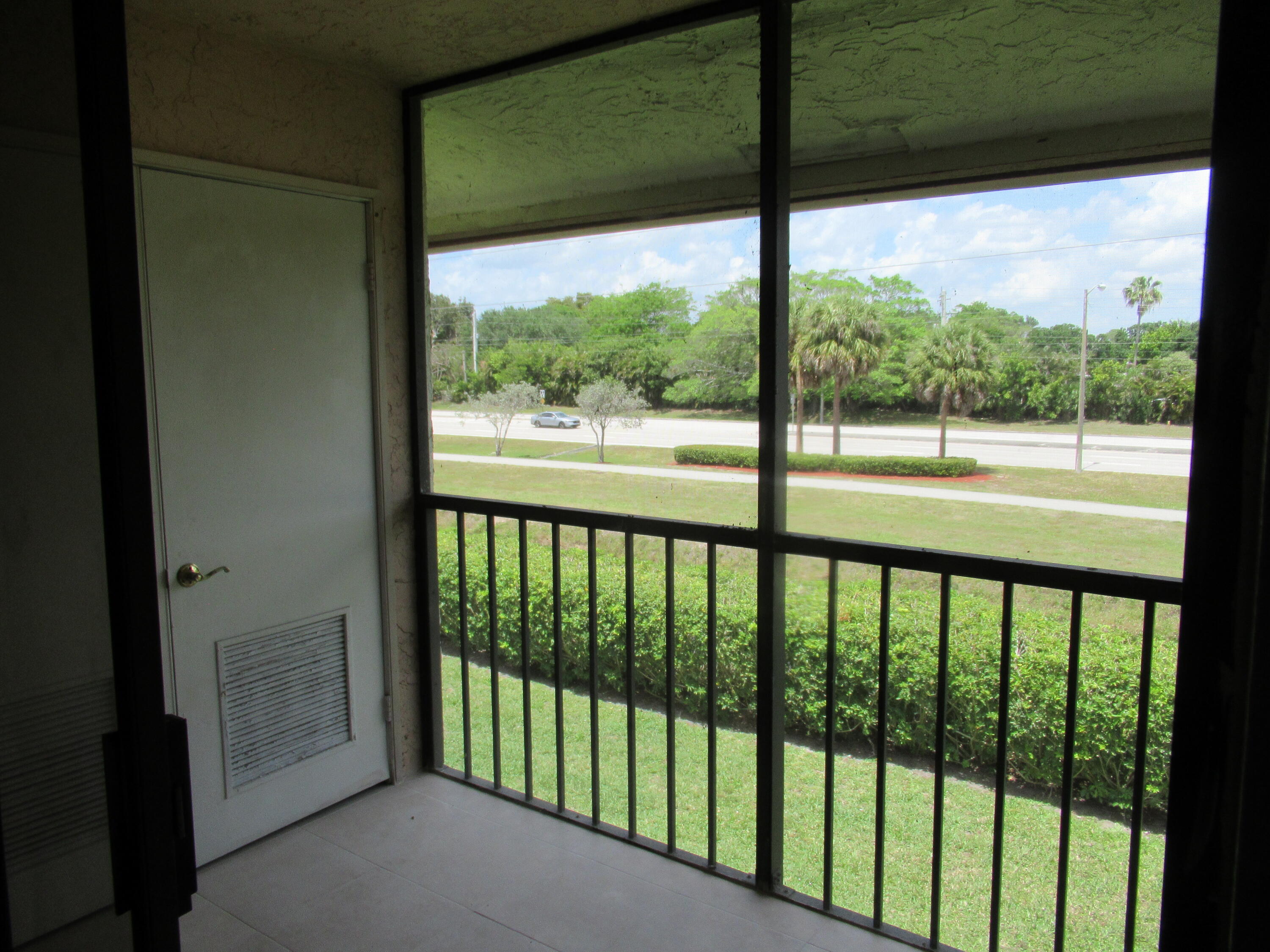 22088 Palms Way, Unit 202 Boca Raton, FL 33433 - Photo 20 of 31 21