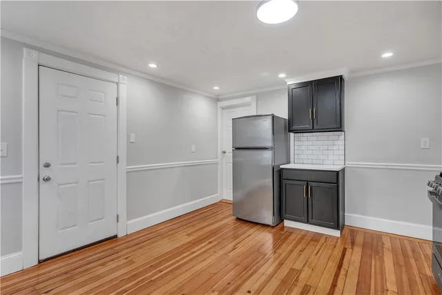 $2,350 | 382 Orms Street, Unit 2, Providence, RI 02908