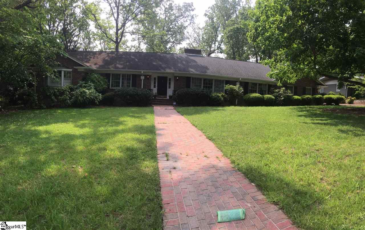 320 Arundel Road Greenville, SC 29615 - Photo 1 of 14 Gallery Image 1