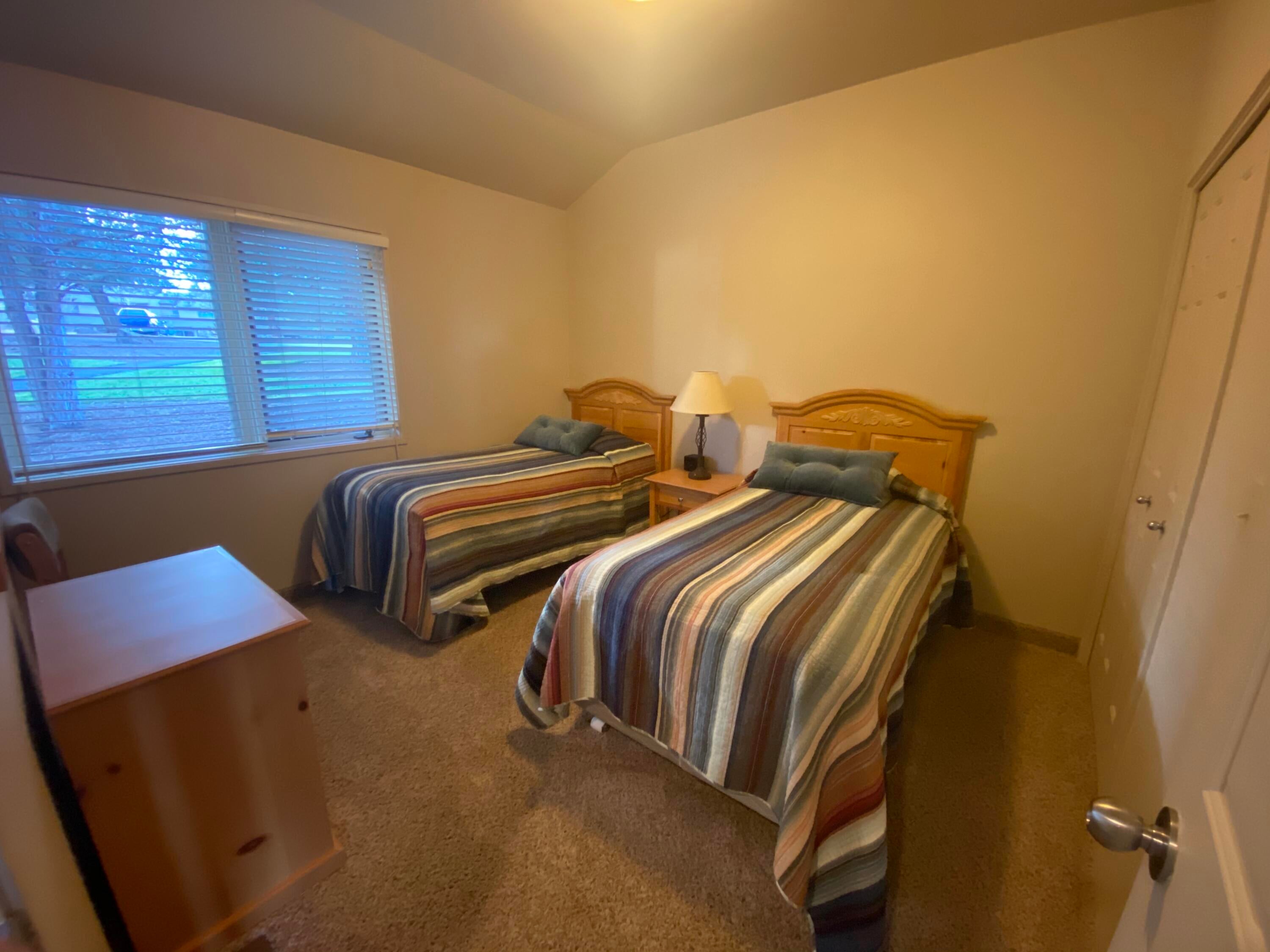 1830 Redtail Hawk Drive, Unit RV59L Redmond, OR 97756 - Photo 11 of 24 IMG_1237