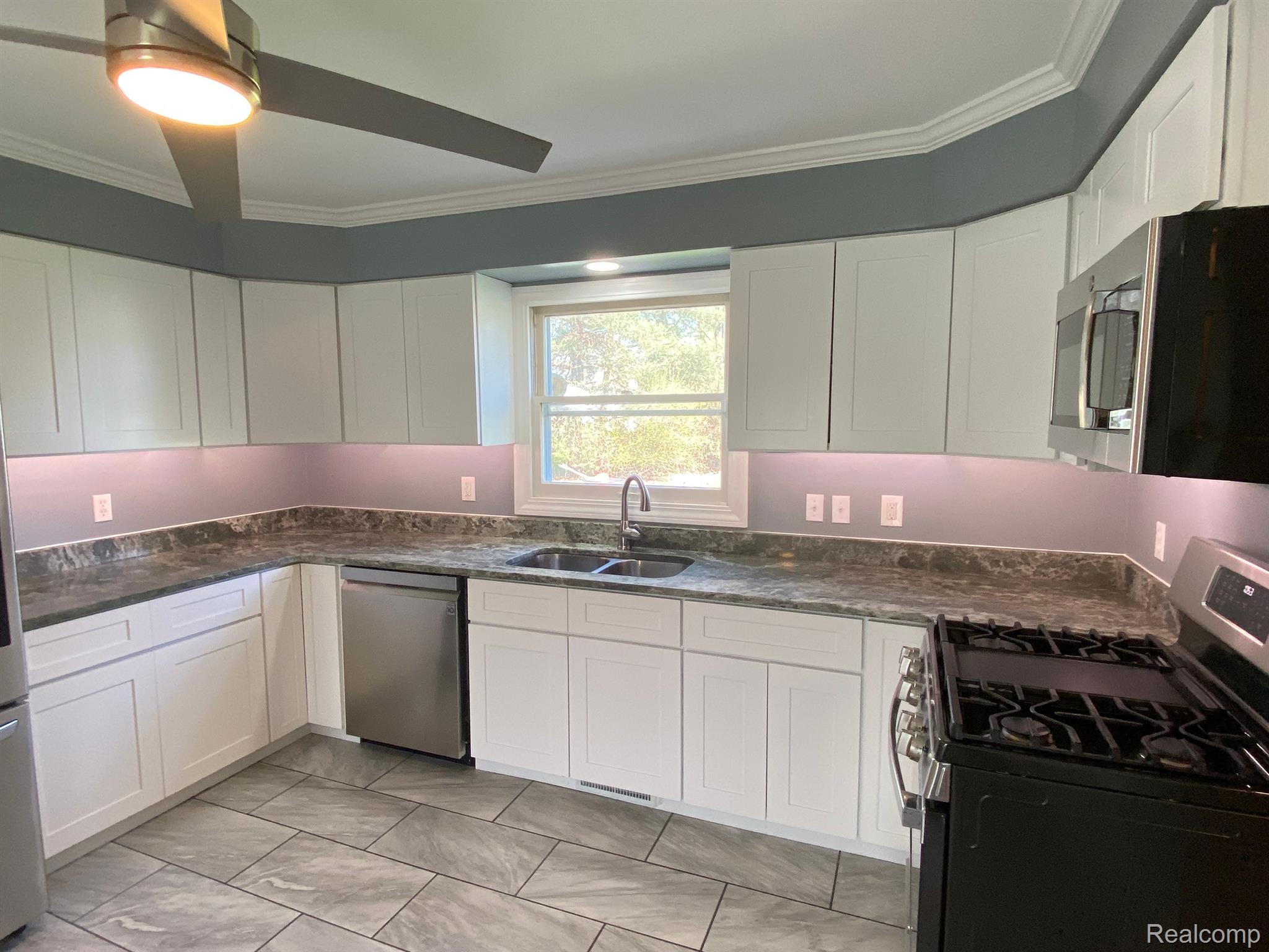 6157 East Richfield Road East Flint, MI 48506 - Photo 12 of 27 Gallery Image 12