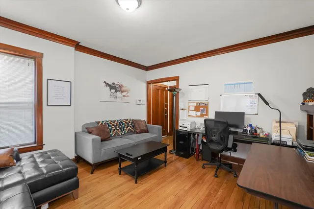 $689,127 | 5436 West Dakin Street, Chicago, IL 60641