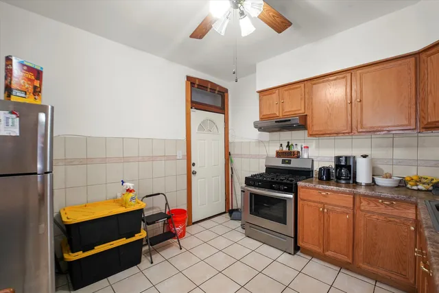 $689,127 | 5436 West Dakin Street, Chicago, IL 60641