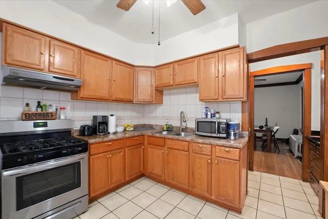 $689,127 | 5436 West Dakin Street, Chicago, IL 60641