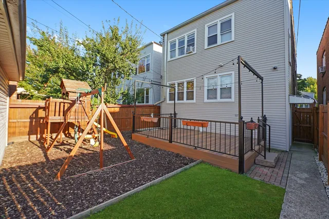 $689,127 | 5436 West Dakin Street, Chicago, IL 60641