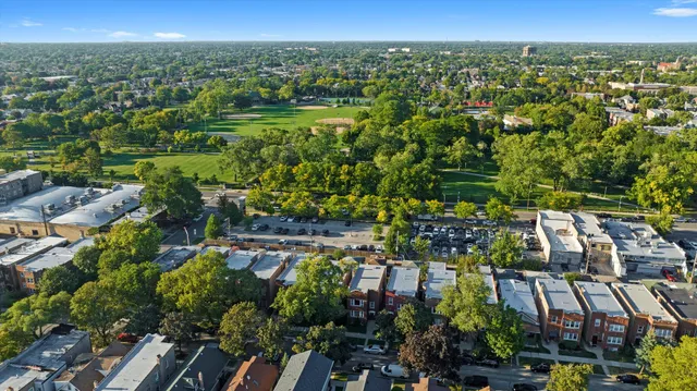 $689,127 | 5436 West Dakin Street, Chicago, IL 60641