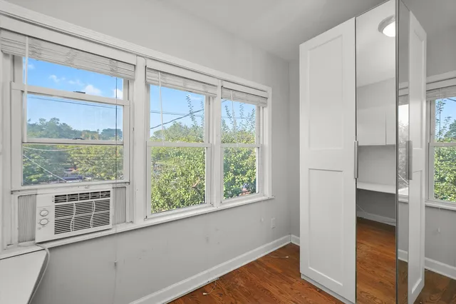 $689,127 | 5436 West Dakin Street, Chicago, IL 60641