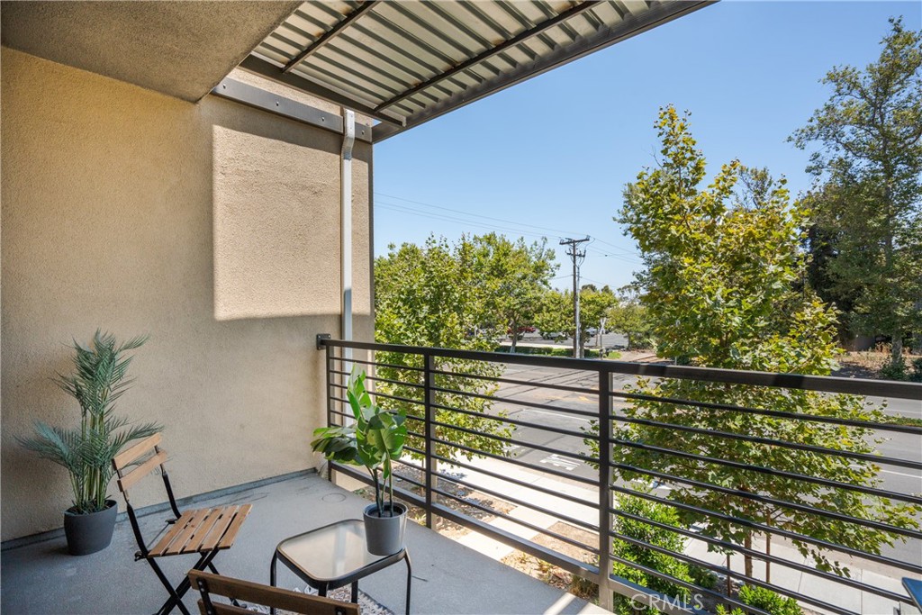 161 Steely Irvine, CA 92614 - Photo 16 of 35 a view of a chairs and table in patio