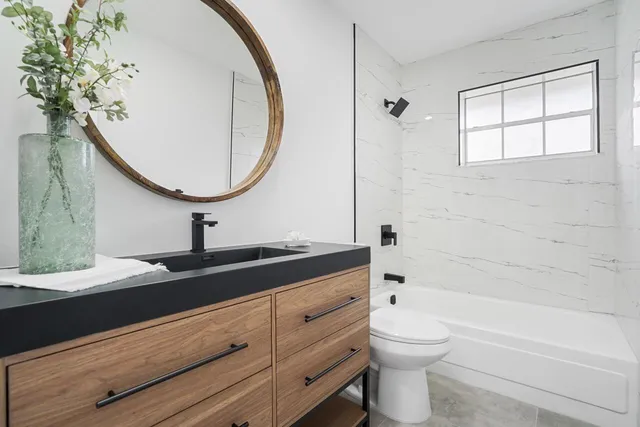 $268,000 | 737 Nantucket Circle, Unit B, Lake Worth, FL 33467