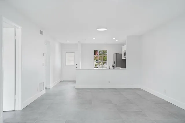 $268,000 | 737 Nantucket Circle, Unit B, Lake Worth, FL 33467