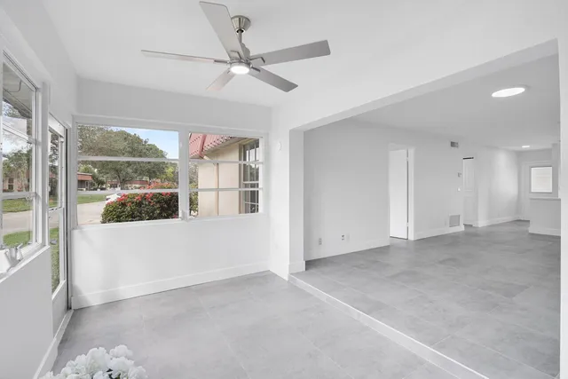 $268,000 | 737 Nantucket Circle, Unit B, Lake Worth, FL 33467