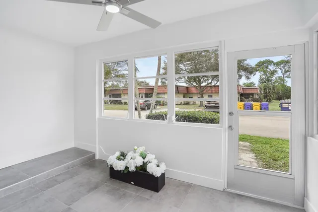 $268,000 | 737 Nantucket Circle, Unit B, Lake Worth, FL 33467