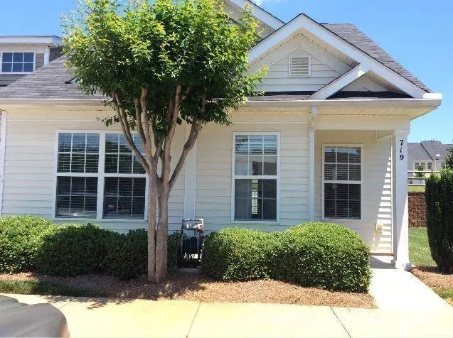 $260,000 | 719 Waterfall Way, Clover, SC 29710