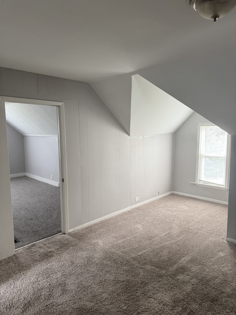 118 Wilcox Avenue Elgin, IL 60123 - Photo 20 of 29 a view of empty room
