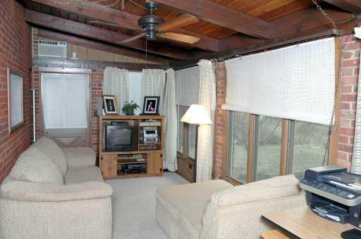 907 Roland Road Pittsburgh, PA 15221 - Photo 7 of 8 Other.