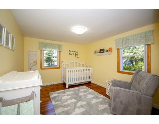 8 Edgewood Road Holbrook, MA 02343 - Photo 14 of 21