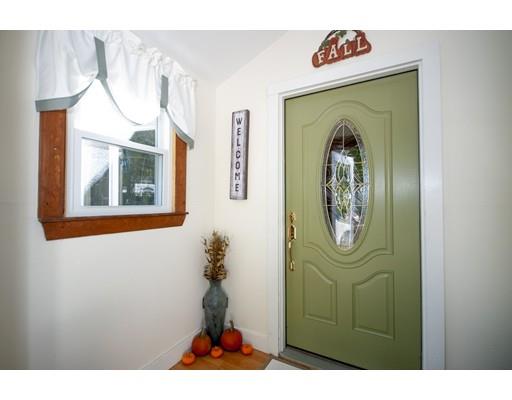 8 Edgewood Road Holbrook, MA 02343 - Photo 4 of 21