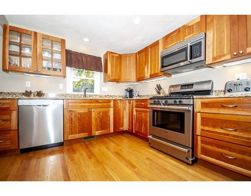 8 Edgewood Road Holbrook, MA 02343 - Photo 6 of 21