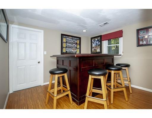8 Edgewood Road Holbrook, MA 02343 - Photo 9 of 21