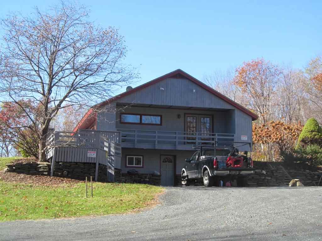 370 Center Road Charlestown, NH 03603 - Photo 2 of 11