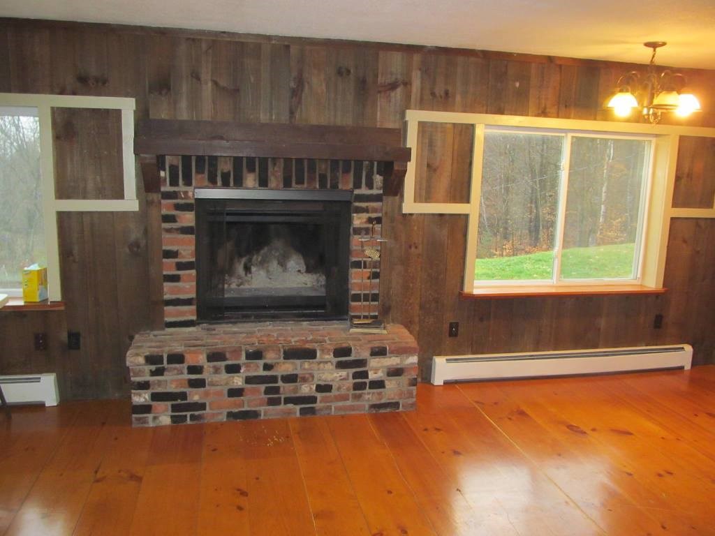 370 Center Road Charlestown, NH 03603 - Photo 7 of 11