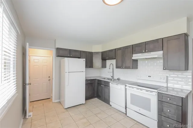 $2,845 | 5522 Carson Street, Denver, CO 80239