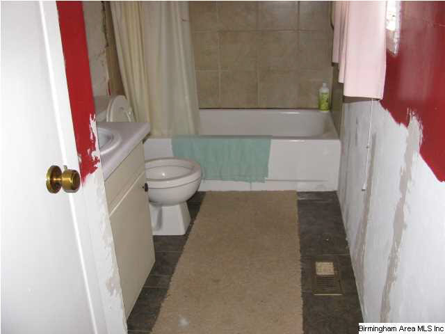 3508 Choccolocco Road Anniston, AL 36207 - Photo 7 of 10