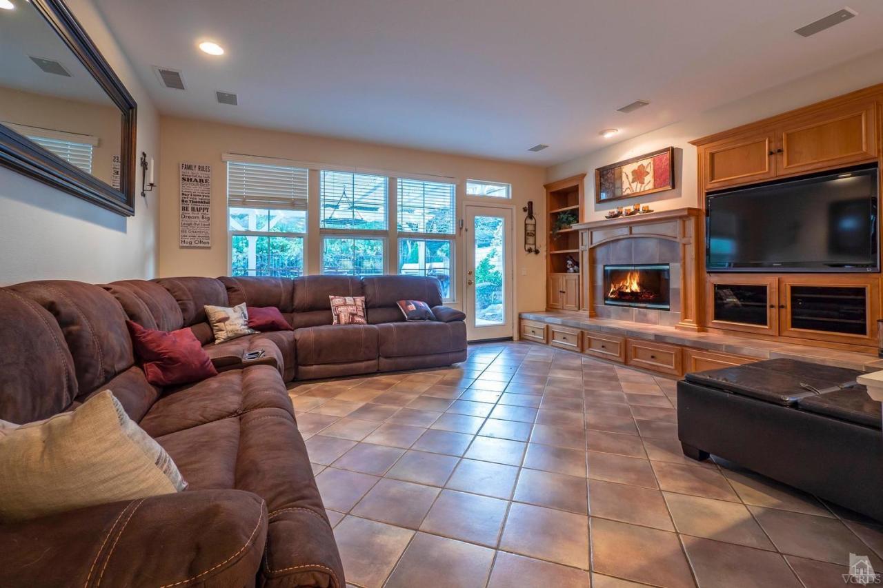106 Laurel Ridge Drive Simi Valley, CA 93065 - Photo 10 of 31 Additional Photo