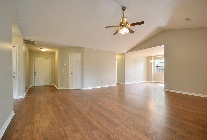 328 Indigo Road Goose Creek, SC 29445 - Photo 5 of 26 DSC_0085_DSC_0088-copy