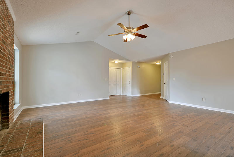 328 Indigo Road Goose Creek, SC 29445 - Photo 6 of 26 DSC_0069_DSC_0072-copy