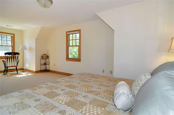 18 Lawndale Road Stoneham, MA 02180 - Photo 26 of 30 Gallery Image 26