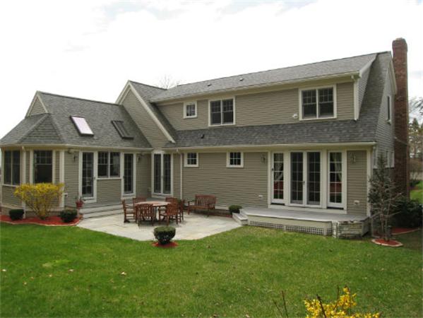 18 Lawndale Road Stoneham, MA 02180 - Photo 28 of 30 Gallery Image 28