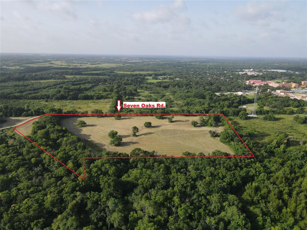 Seven Seven Oaks Road Bonham, TX 75418 - Photo 2 of 21
