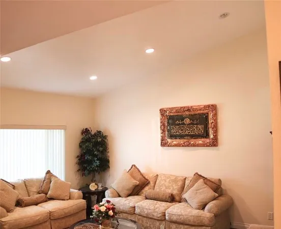$5,295 | 10638 Balcom Avenue, Granada Hills, CA 91344