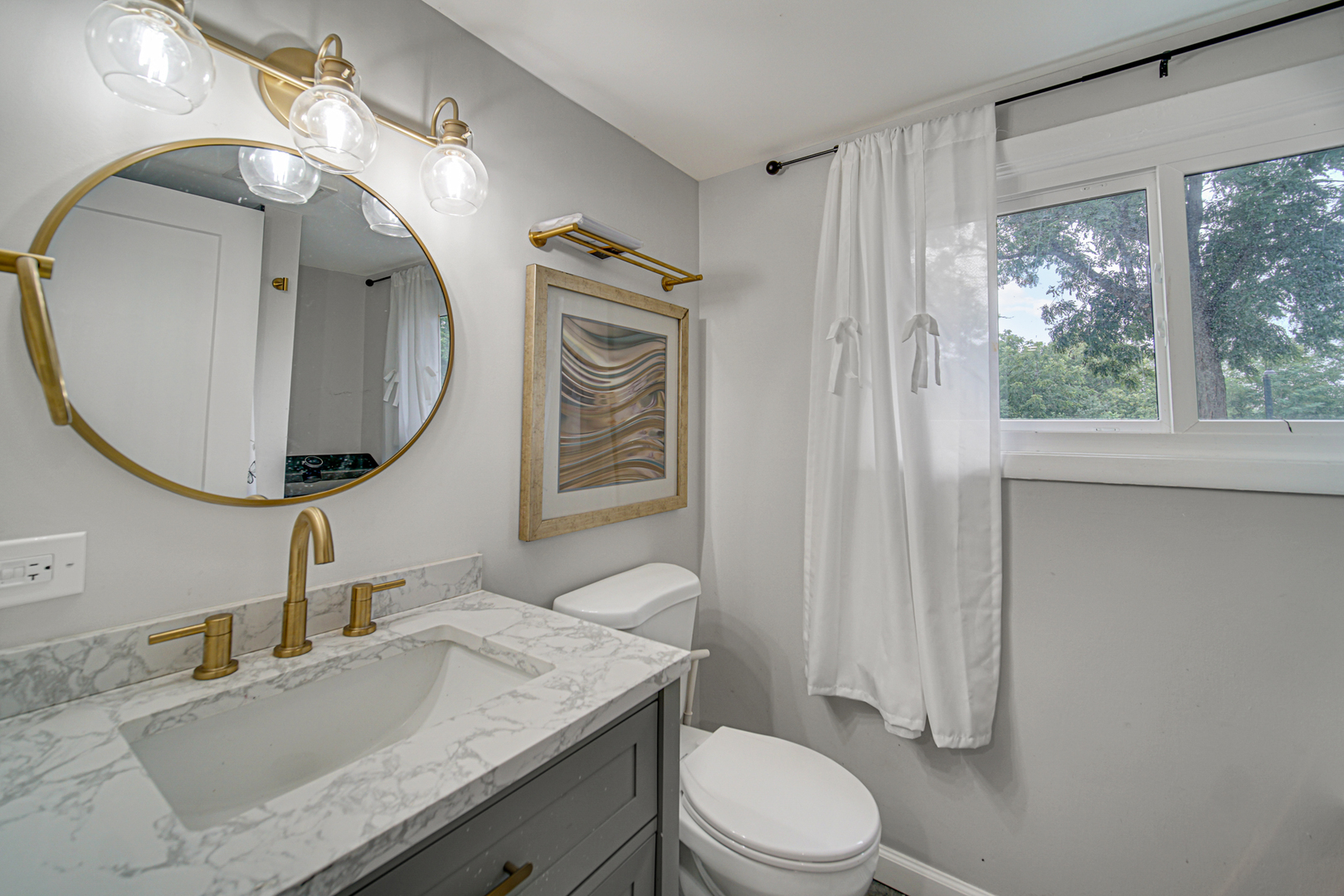 961 North Midlothian Road Mundelein, IL 60060 - Photo 24 of 34 Gallery Image 24