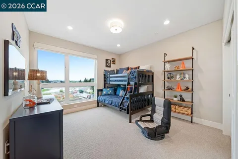 $826,000 | 27264 Cosmo Court, Hayward, CA 94544