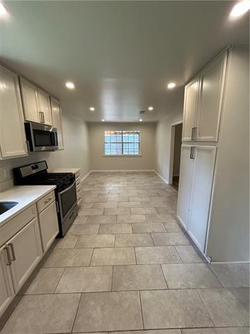 121 Chestnut Street Mandeville, LA 70471 - Photo 5 of 12