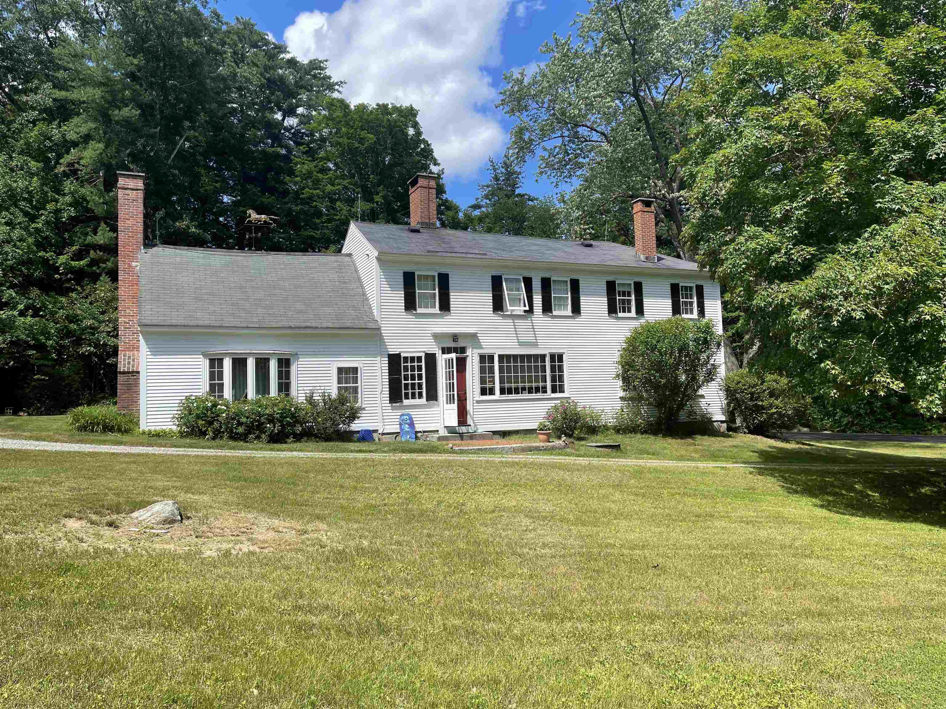 110 Pickpocket Road Brentwood, NH 03833 - Photo 2 of 11