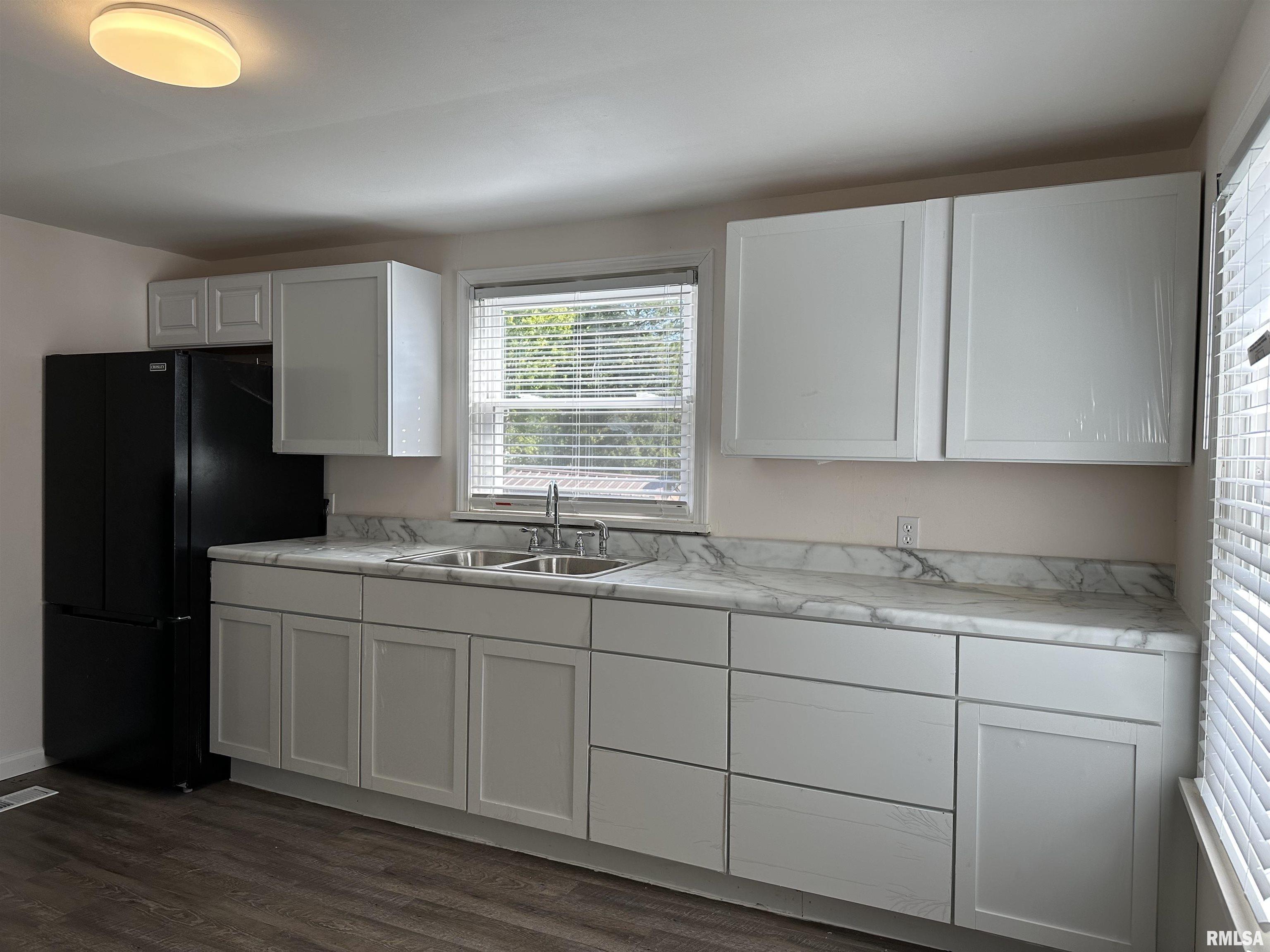 104 Pecan Street Anna, IL 62906 - Photo 10 of 33 Gallery Image 10