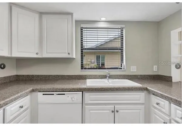 $3,000 | 4753 Ringwood Meadow, Sarasota, FL 34235