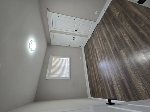 $3,500 | 6024 Birmingham Street, Chicago Ridge, IL 60415