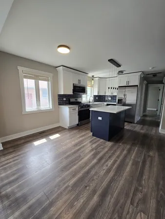 $3,500 | 6024 Birmingham Street, Chicago Ridge, IL 60415