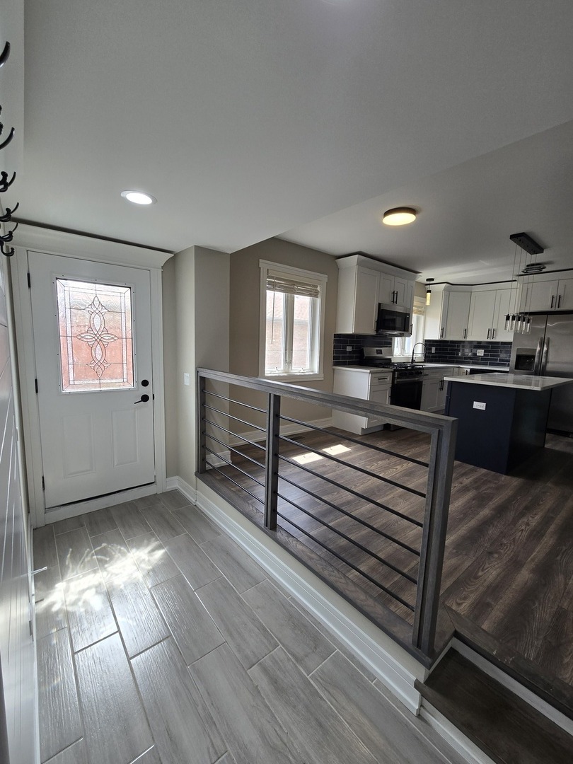 6024 Birmingham Street Chicago Ridge, IL 60415 - Photo 16 of 21 a view of kitchen with cabinets