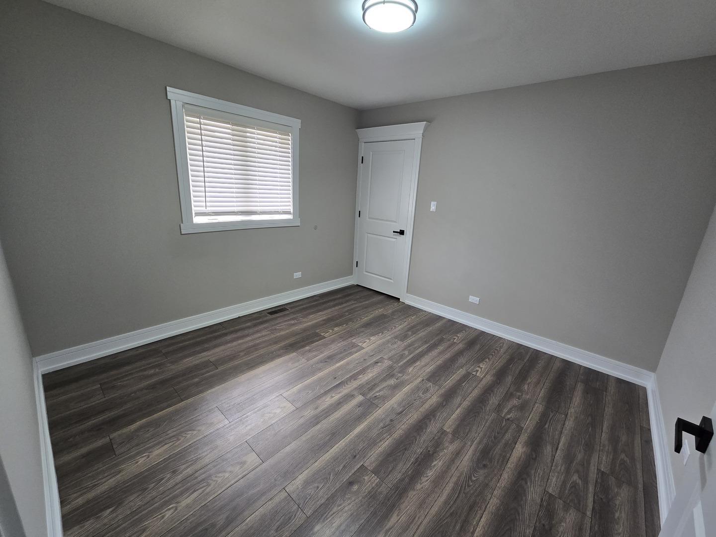 6024 Birmingham Street Chicago Ridge, IL 60415 - Photo 6 of 21