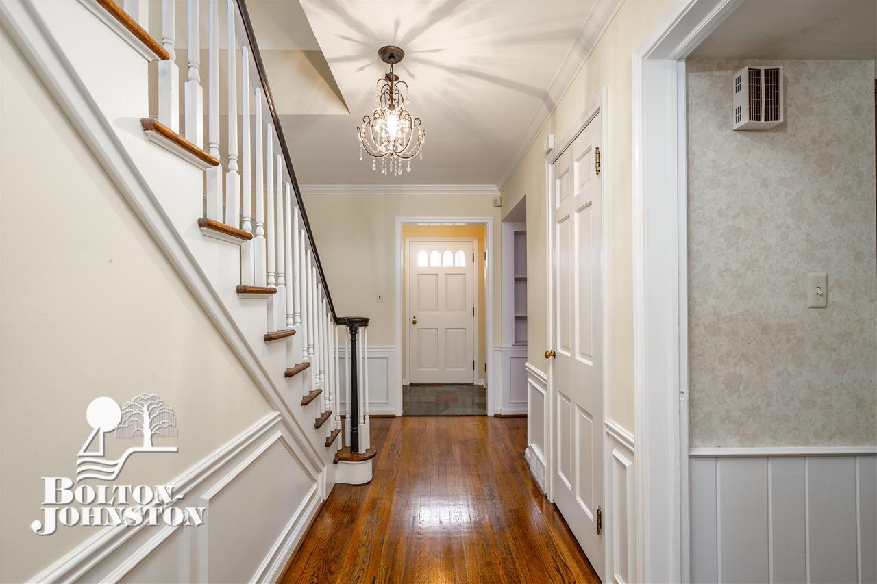 Front entrance hallway