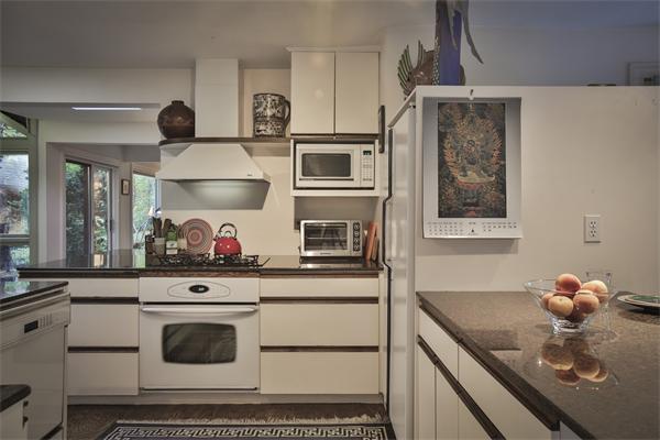 1 Woodholm Road Manchester, MA 01944 - Photo 19 of 22 Gallery Image 19