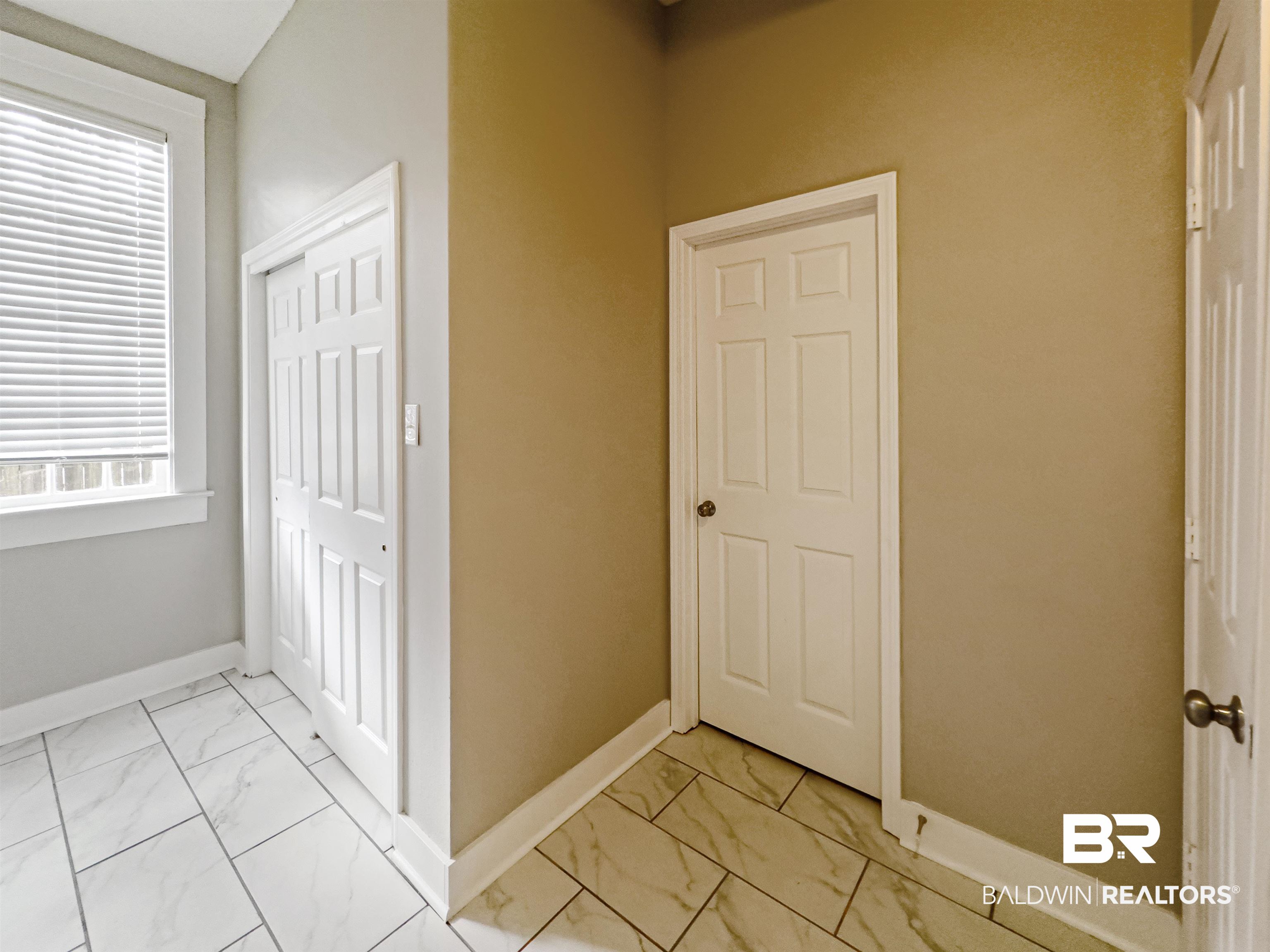 1310 Old Shell Road Mobile, AL 36604 - Photo 21 of 30