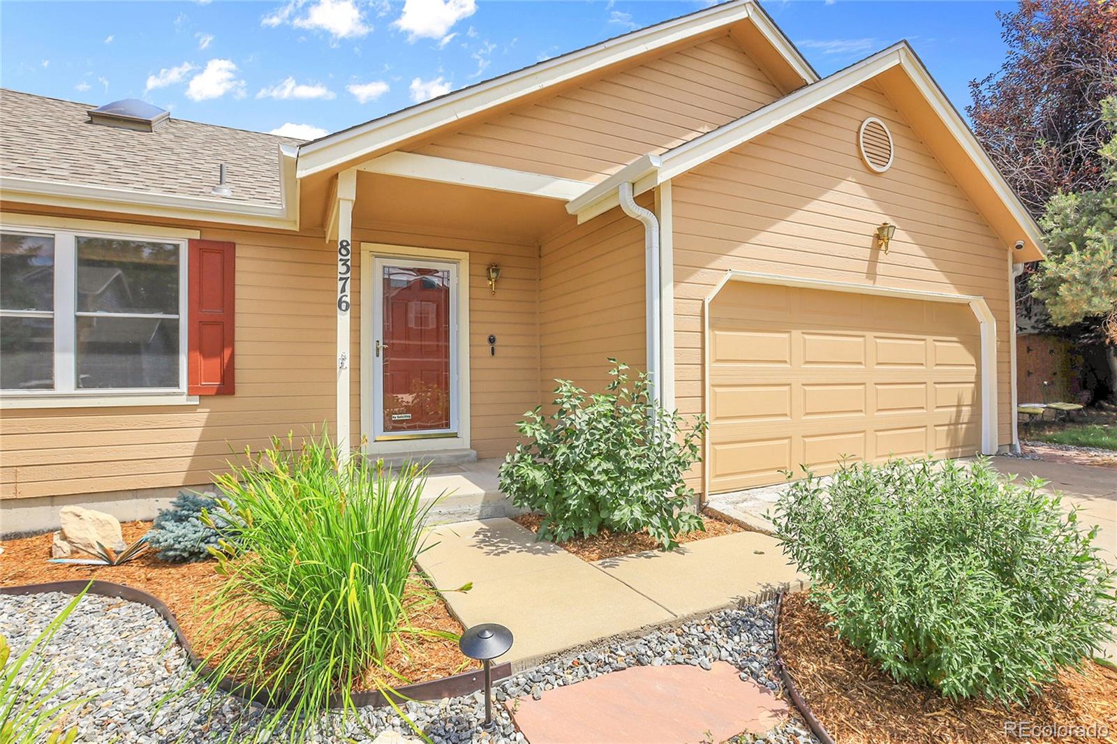 8376 Cobblestone Street Highlands Ranch, CO 80126 - Photo 3 of 31 Gallery Image 3