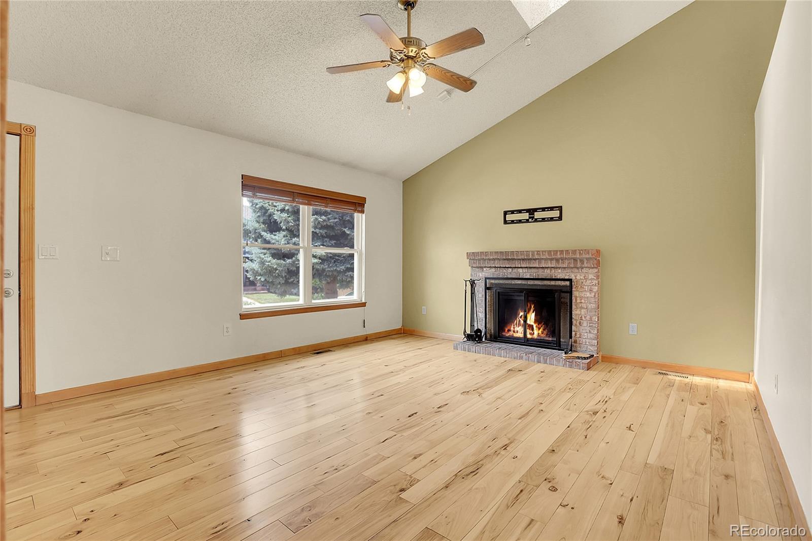 8376 Cobblestone Street Highlands Ranch, CO 80126 - Photo 6 of 31 Gallery Image 6